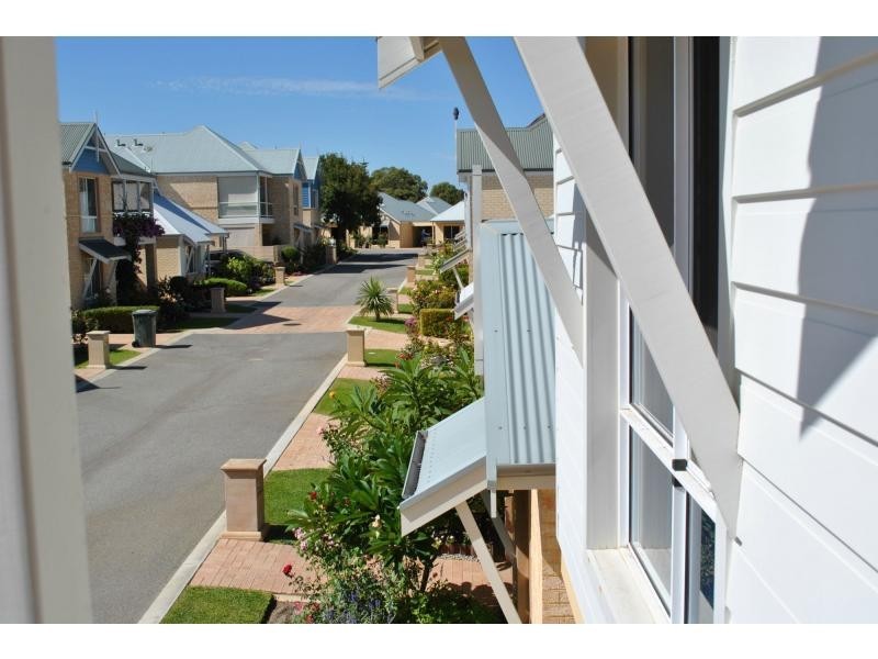 Unit 122/16 THE AVENUE Avenue, Mindarie WA 6030