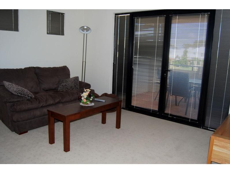 10 Sirrocco Drive, Erskine WA 6210