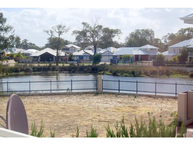 10 Sirrocco Drive, Erskine WA 6210