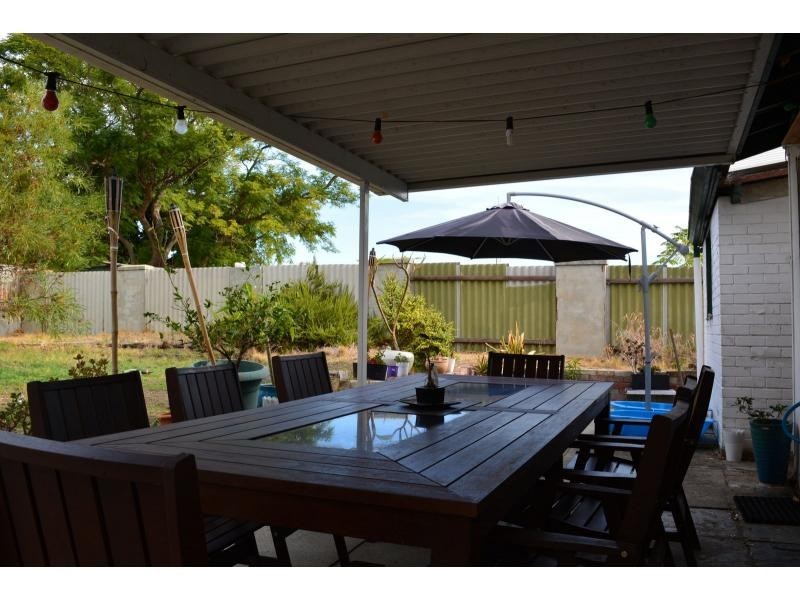 142 Broun Avenue, Embleton WA 6062