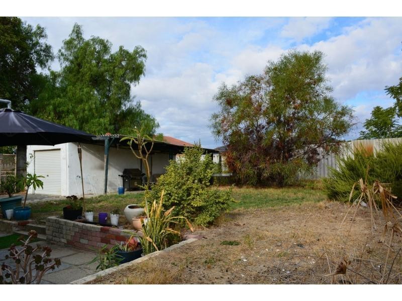 142 Broun Avenue, Embleton WA 6062