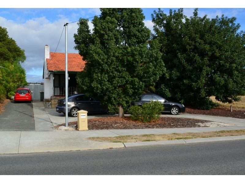 142 Broun Avenue, Embleton WA 6062