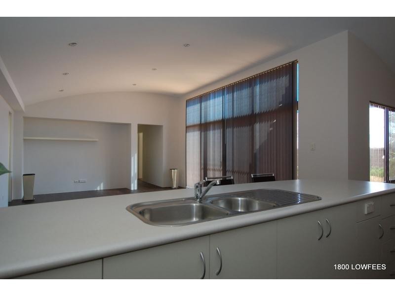 2 Odiham Way, Butler WA 6036