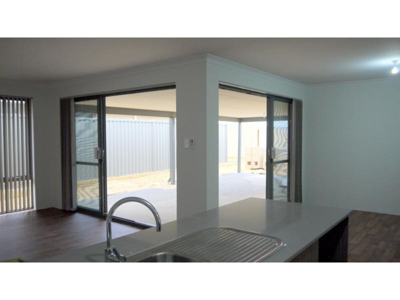 5 Mercado Way, Alkimos WA 6038