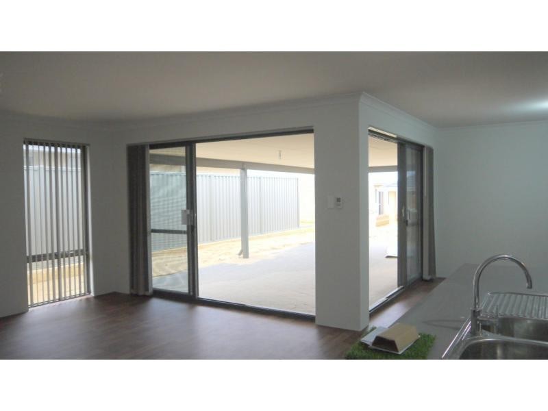 5 Mercado Way, Alkimos WA 6038