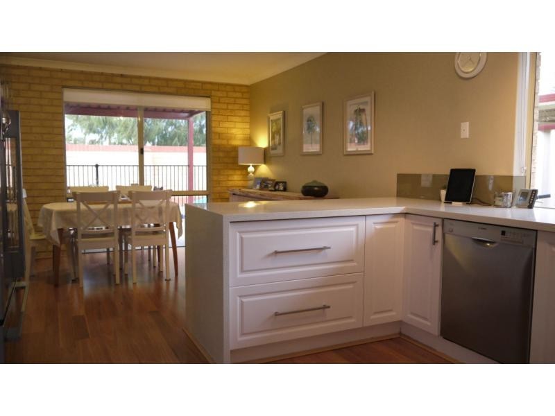 12 Taroona Lane, Currambine WA 6028