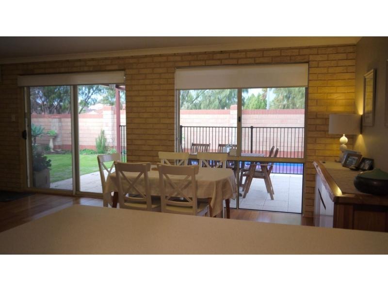 12 Taroona Lane, Currambine WA 6028