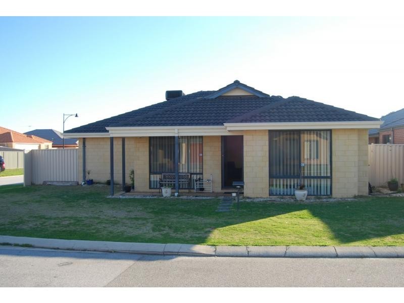 11 Kumarina Drive, Secret Harbour WA 6173