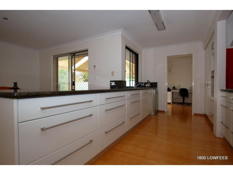 10 GENOA Court, Kingsley WA 6026