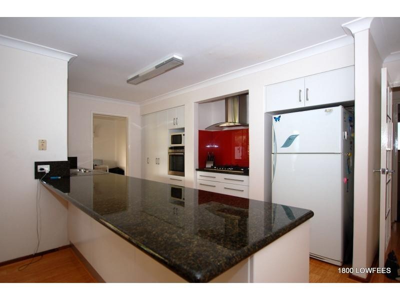 10 GENOA Court, Kingsley WA 6026