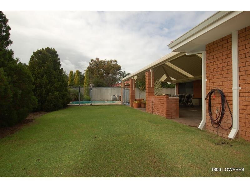 10 GENOA Court, Kingsley WA 6026