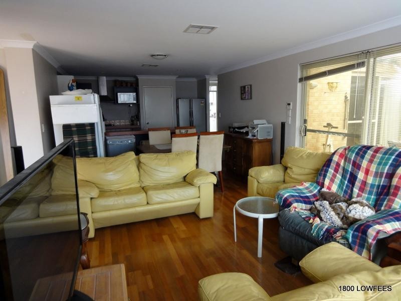 63 Regents Park Rd, Joondalup WA 6027