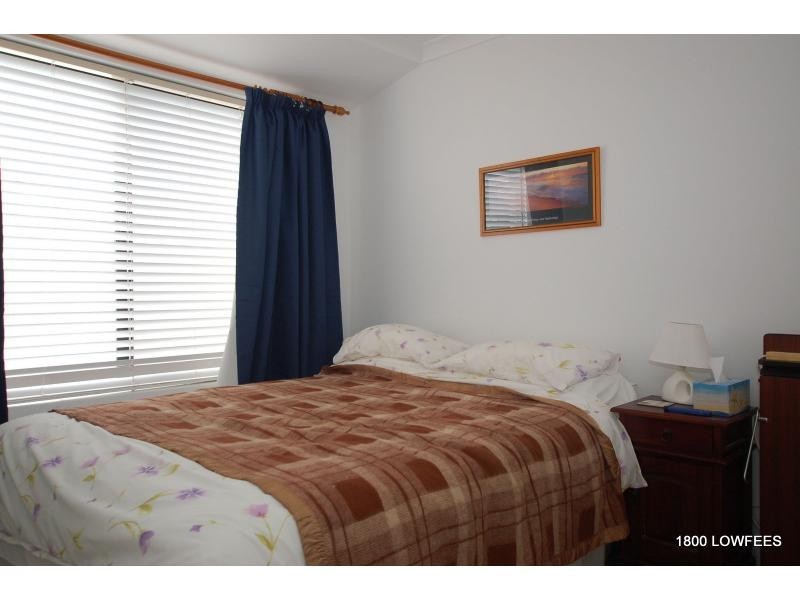 4 TARWHINE Turn, Yanchep WA 6035