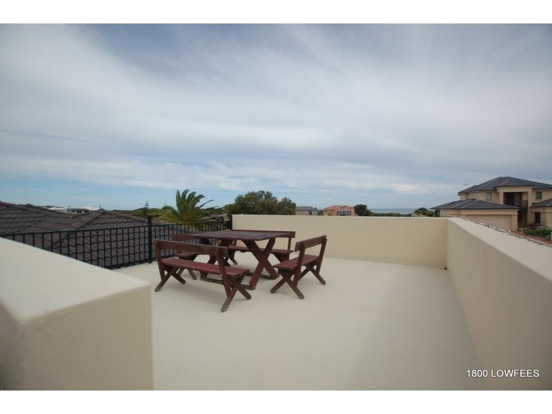 4 TARWHINE Turn, Yanchep WA 6035