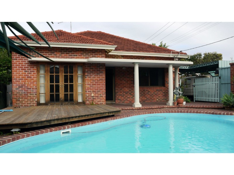 44 Salisbury Street, St James WA 6102