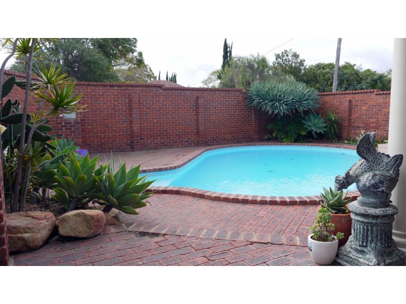 44 Salisbury Street, St James WA 6102