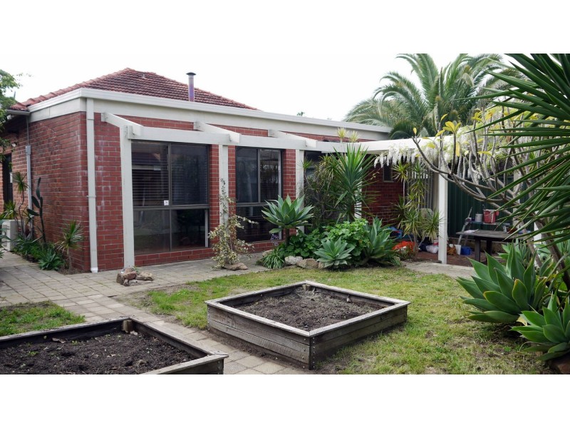 44 Salisbury Street, St James WA 6102