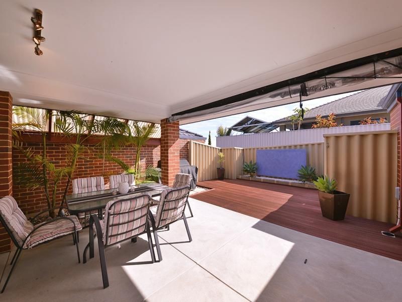 3 Provost Way, Tapping WA 6065