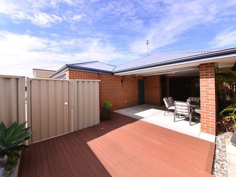 3 Provost Way, Tapping WA 6065