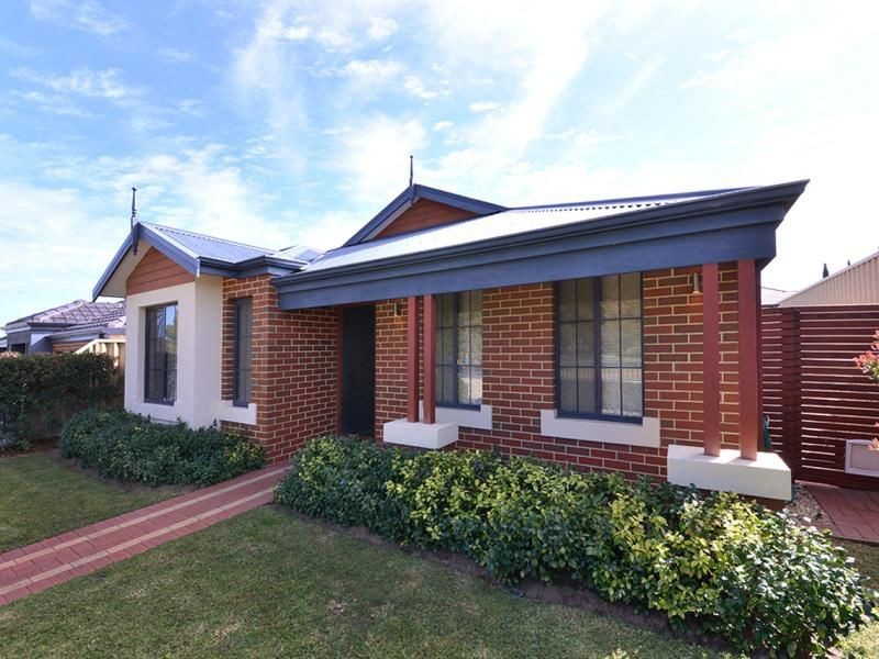 3 Provost Way, Tapping WA 6065