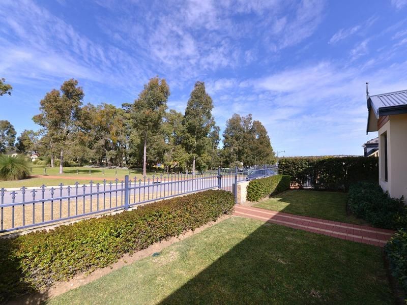 3 Provost Way, Tapping WA 6065