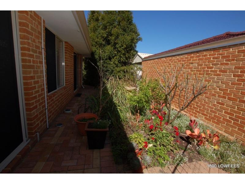 Duplex A/12 CANARA Road, Westminster WA 6061