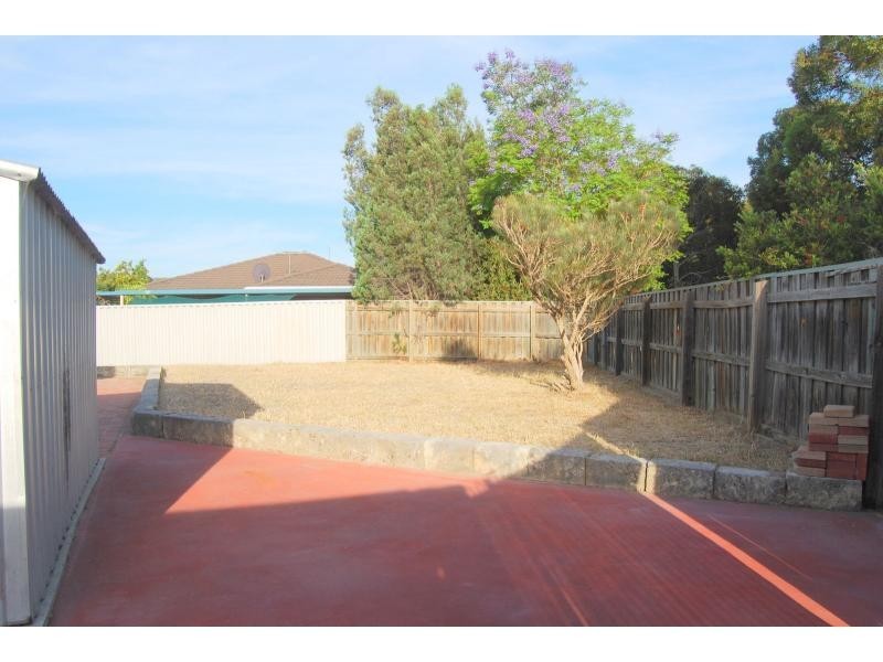 9 Sava Cove, Stratton WA 6056