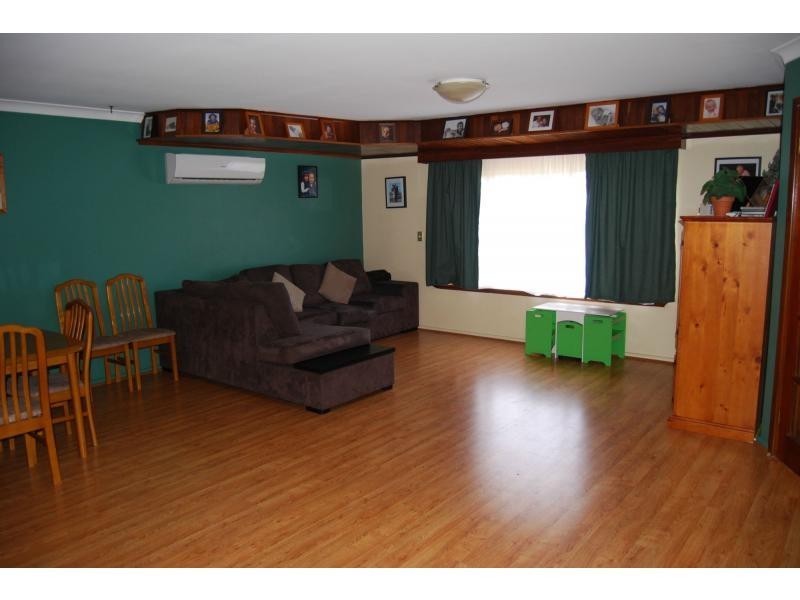 3 Nerrima Court, Cooloongup WA 6168