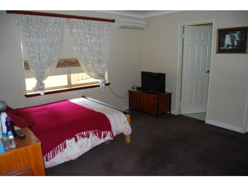 3 Nerrima Court, Cooloongup WA 6168