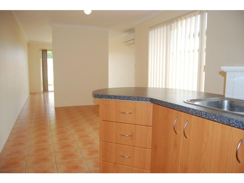 69 Cross Street, Queens Park WA 6107