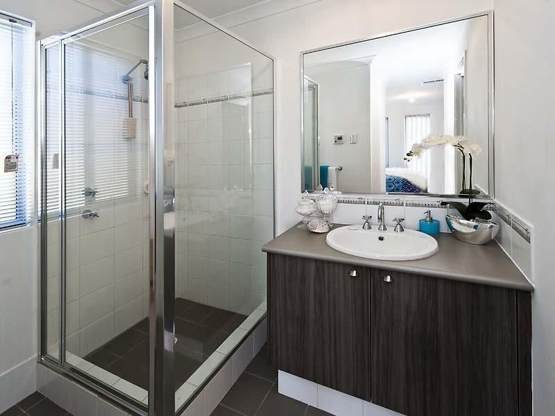 3 Balliol Court, Piara Waters WA 6112