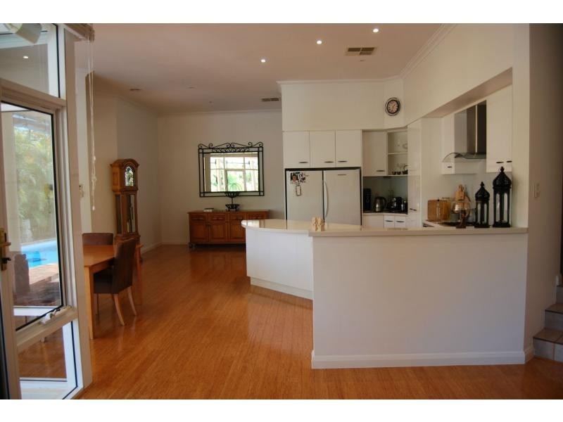 14 Carpenter Rise, Bull Creek WA 6149