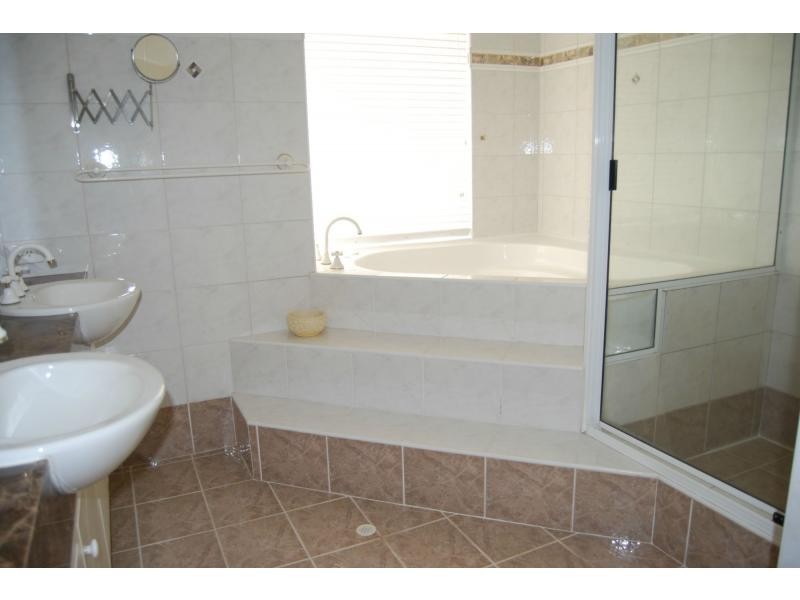 14 Carpenter Rise, Bull Creek WA 6149