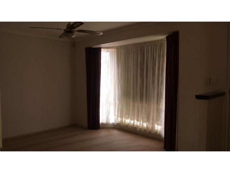 6 Arrowsmith Rise, Marangaroo WA 6064