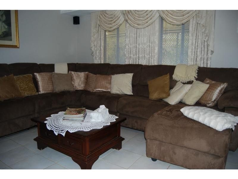 1 Sweets Link, Byford WA 6122