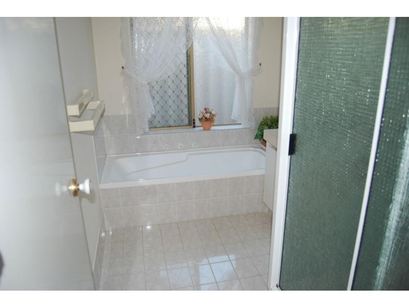 34 Firefalls Close, Huntingdale WA 6110