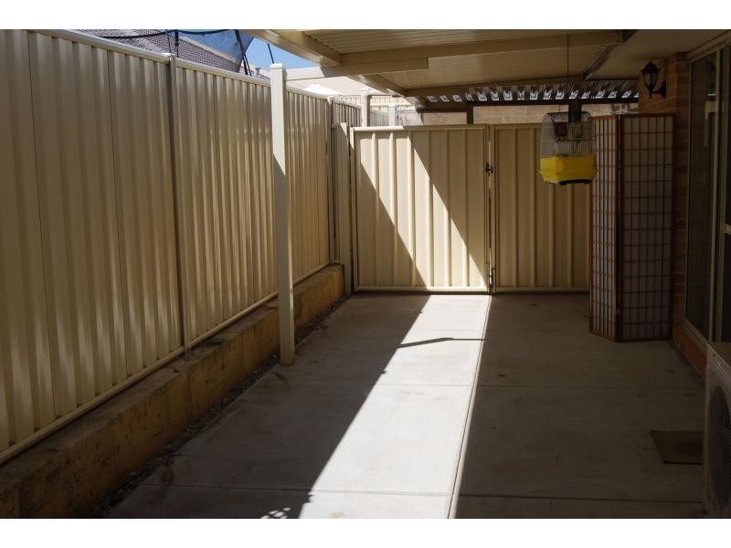 3 Nuchea Vista, Lakelands WA 6180