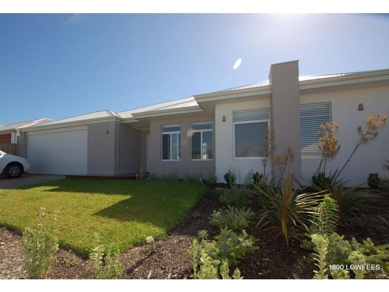 5 CARBON Street, Yanchep WA 6035