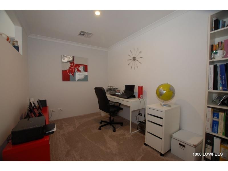 5 CARBON Street, Yanchep WA 6035