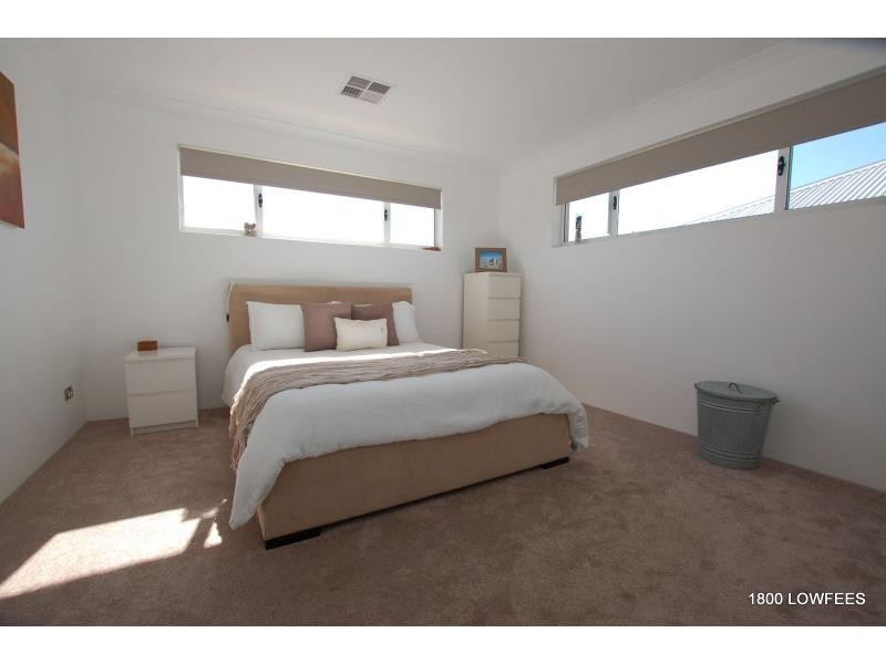 5 CARBON Street, Yanchep WA 6035