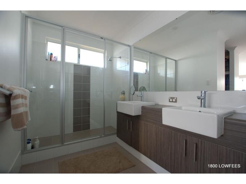 5 CARBON Street, Yanchep WA 6035