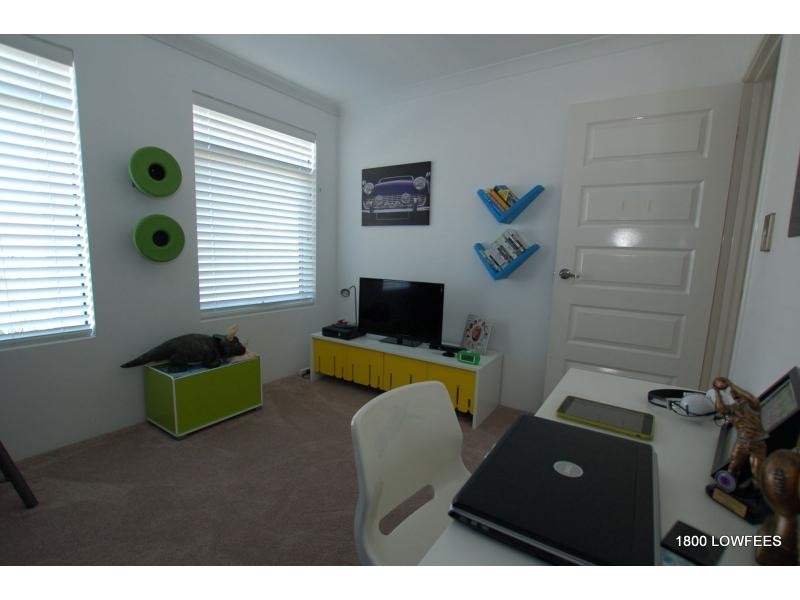 5 CARBON Street, Yanchep WA 6035