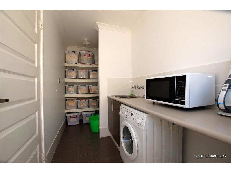 5 CARBON Street, Yanchep WA 6035