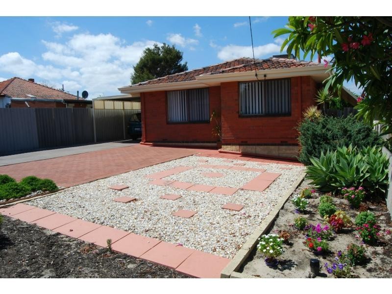 26 Elizabeth Street, Kewdale WA 6105