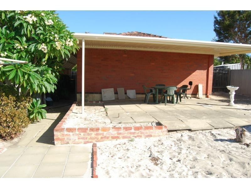 26 Elizabeth Street, Kewdale WA 6105