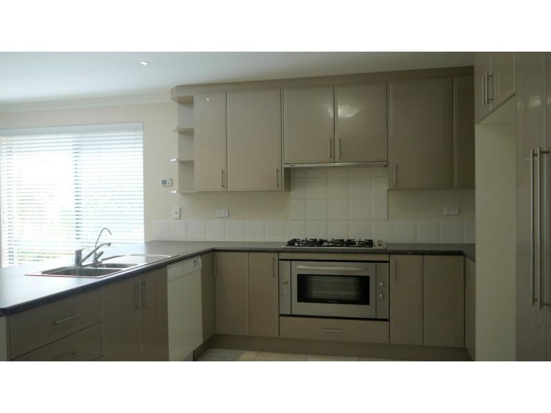 23 Traminer Way, Pearsall WA 6065