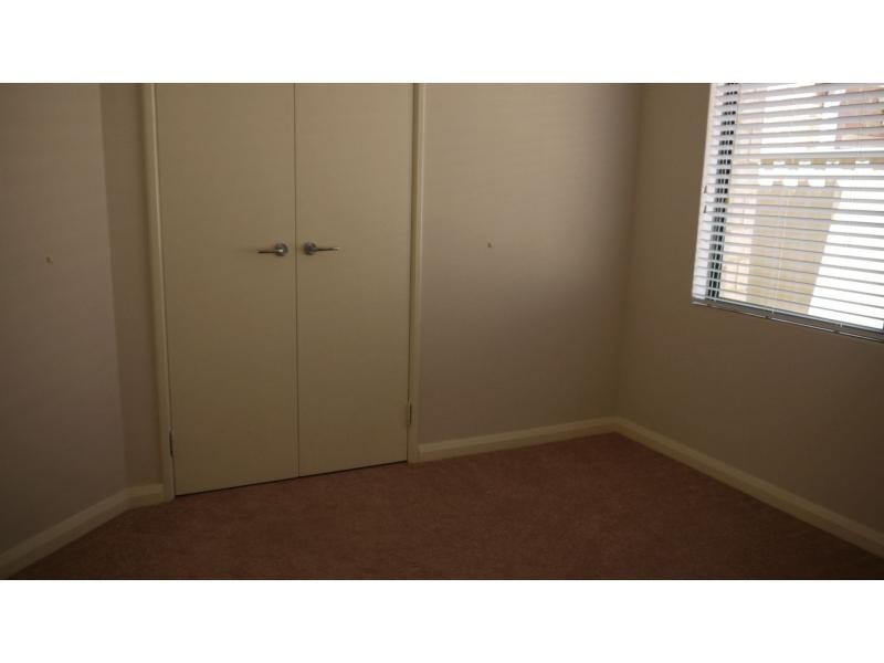 23 Traminer Way, Pearsall WA 6065