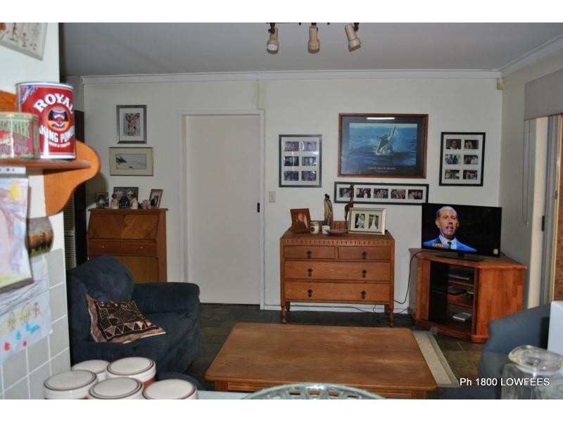 12 SILVER Place, Carine WA 6020