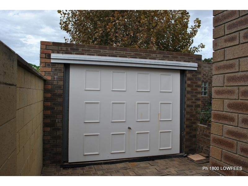 12 SILVER Place, Carine WA 6020