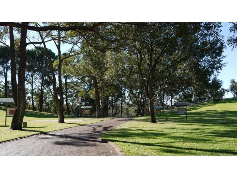 25 Anzac Terrace, Bassendean WA 6054